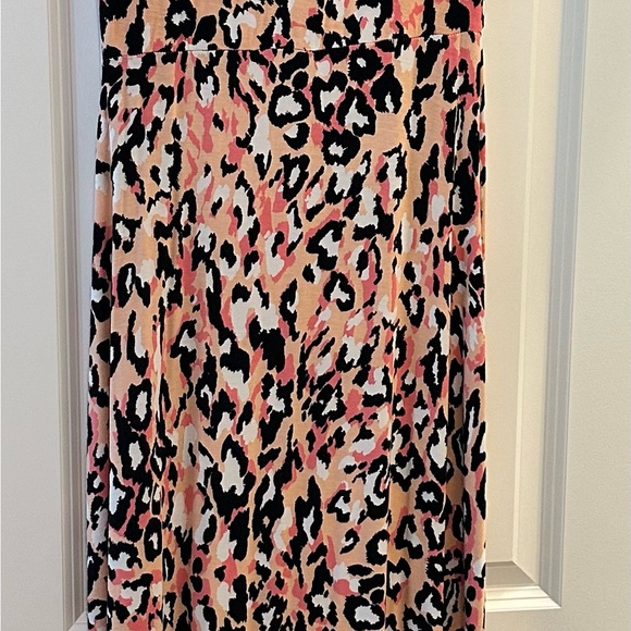 Multicolored Knee-Length Sheath Dress with Cap Flutter Sleeves - Picture 3 of 5